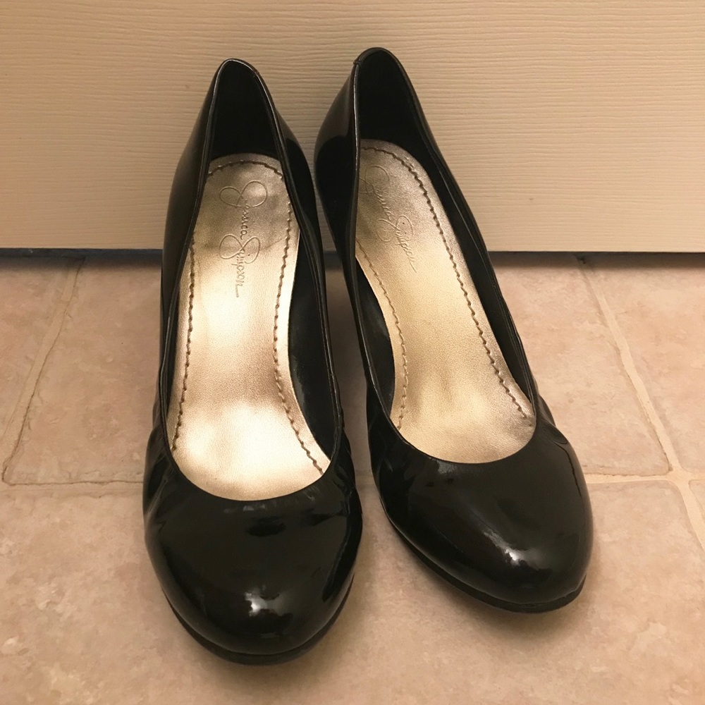 **JESSICA SIMPSON** Patent Leather Wedges Size: 8